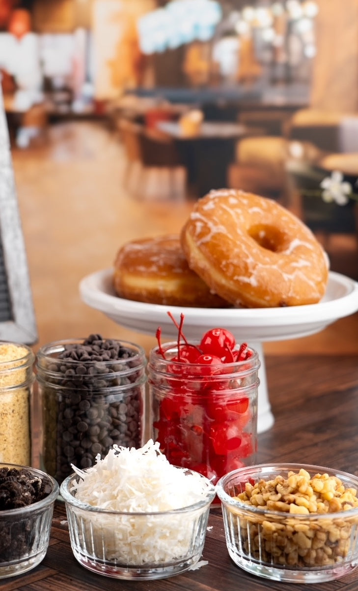 The Vegan Knife Vanilla Doughnut Mix - Service Sized – The Vegan